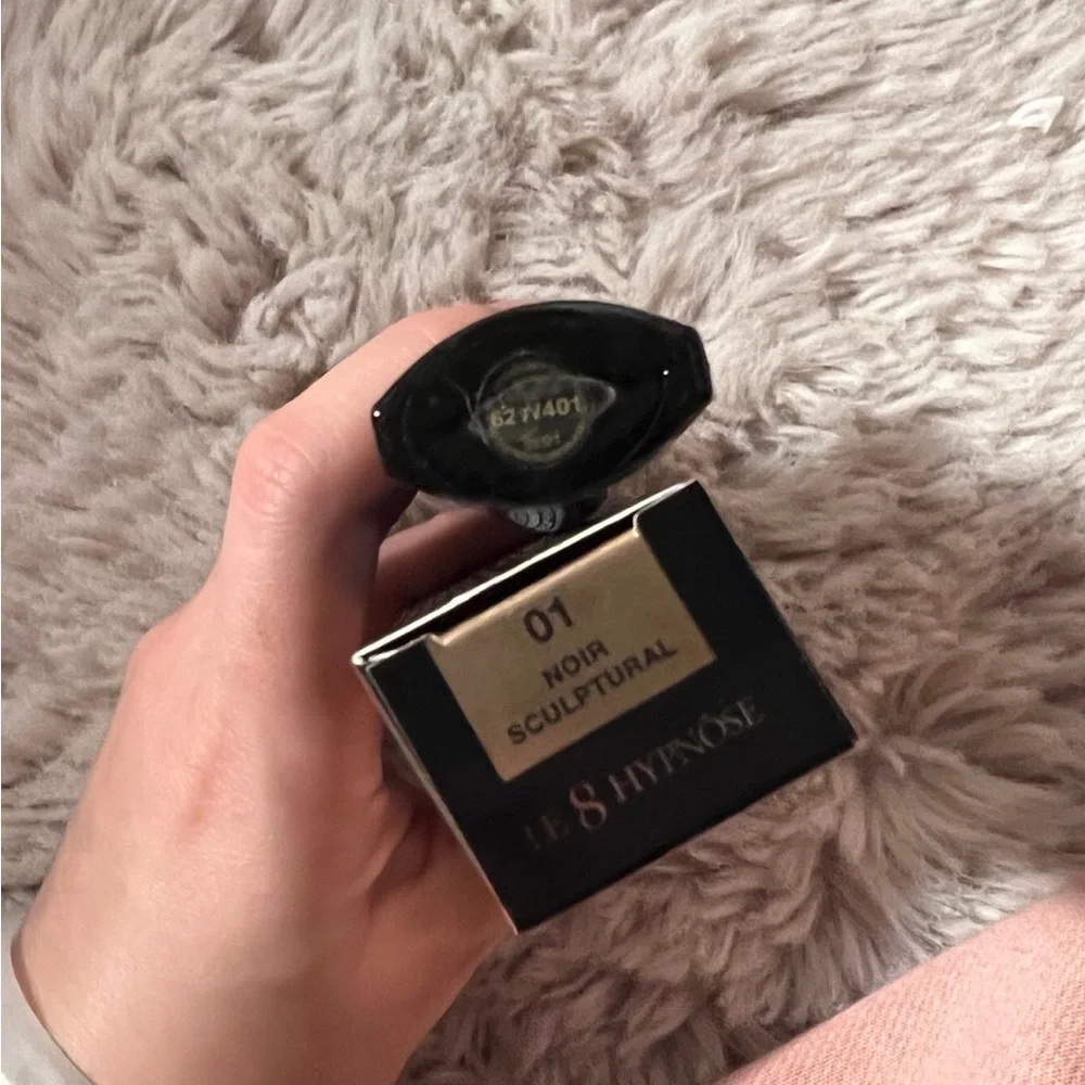 Lancome Le 8 Hypnôse Serum-Infused Volumizing Mascara 01 Noir Sculptural